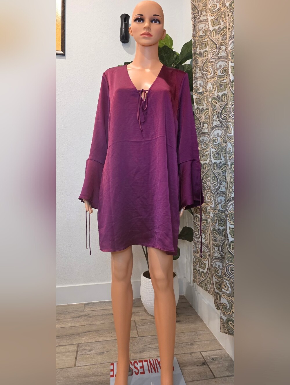 Express Satin V-Neck Bell Sleeve Bow Mini Dress Size L